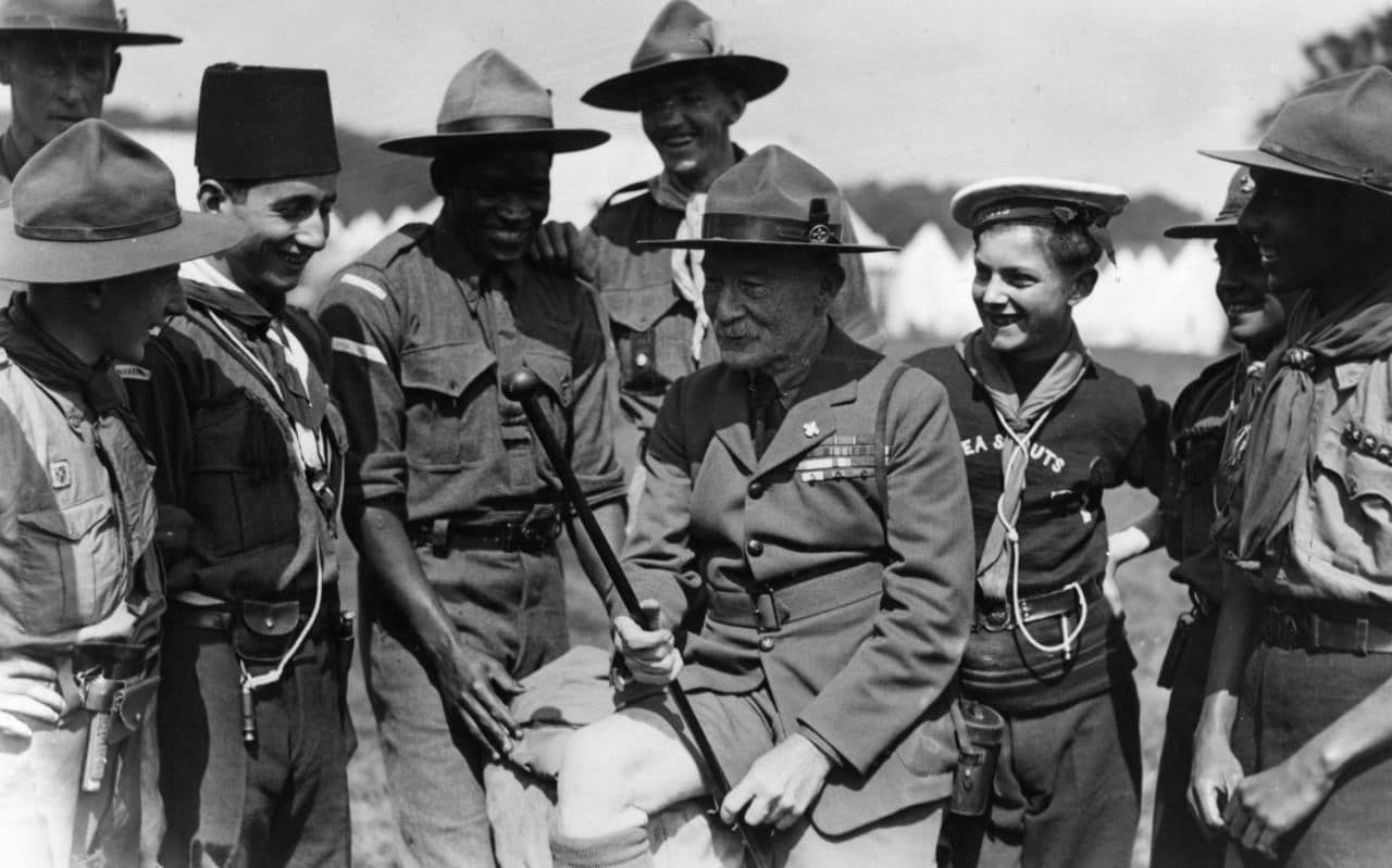 R. Baden-Powell with scouts